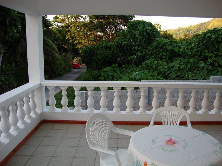 Rowsvilla Guest House Бо-Валлон Экстерьер фото