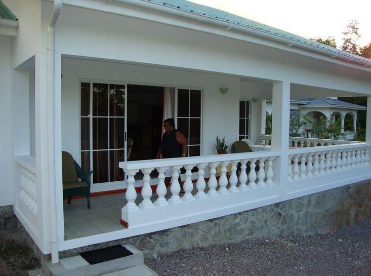 Rowsvilla Guest House Бо-Валлон Экстерьер фото